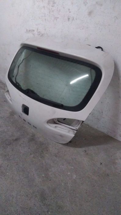 Tampa Da Mala Seat Leon (1P1)