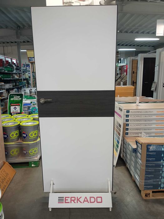 Drzwi wewnętrzne DRE 80 lewe RIVIA 10 – komplet! Powystawowe – 413 zł