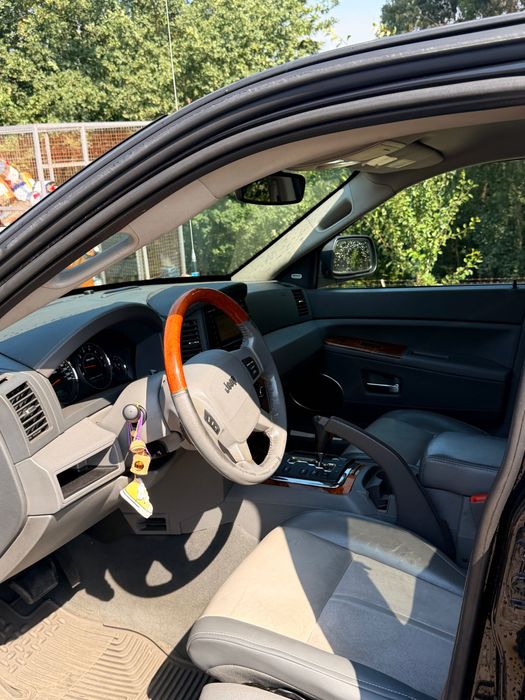 Jeep Grand Cherokee — fotografia 9