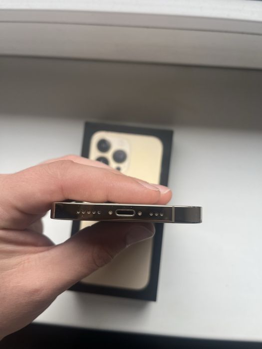 Iphone  13  pro bateria 77
