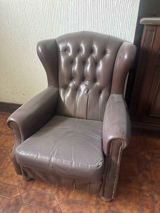 Sofas   em   pele