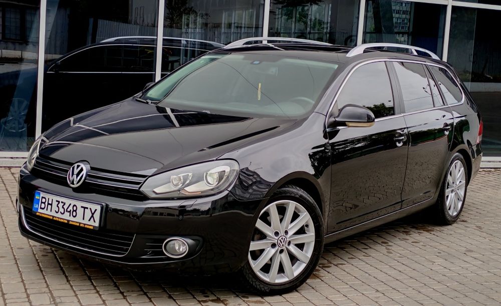 Volkswagen GOLF 2010 год  Автомат