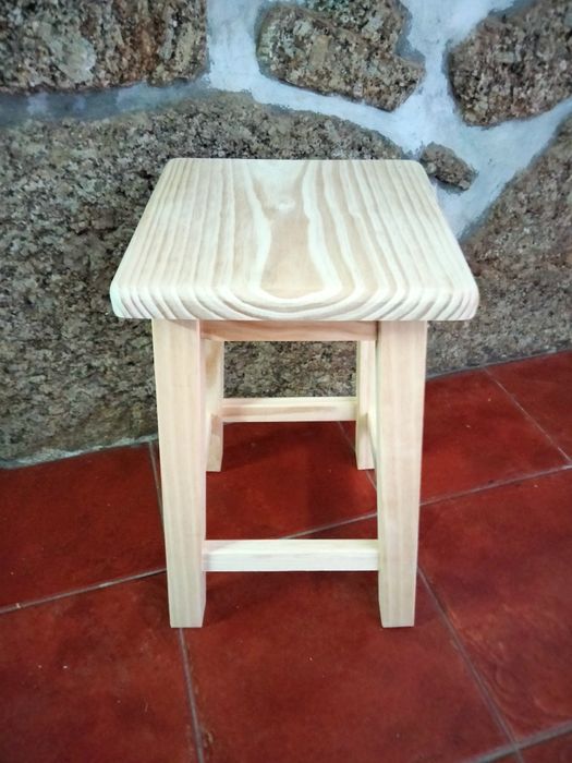 Banco cozinha em pinho