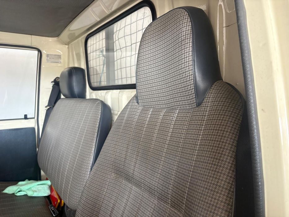 Carrinha Toyota Dina 150