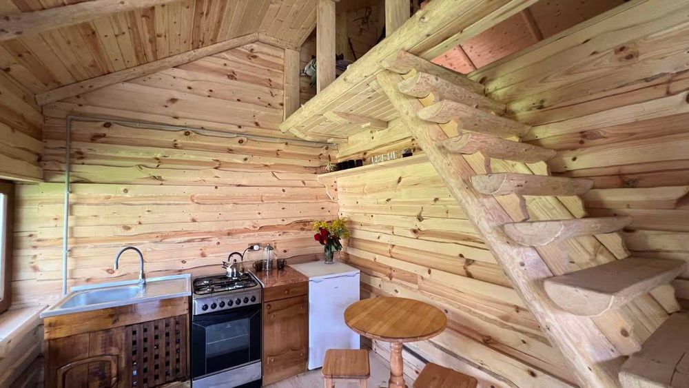 Апартаменти в центрі на 2-4 осіб. Поруч чан. Вид на гори