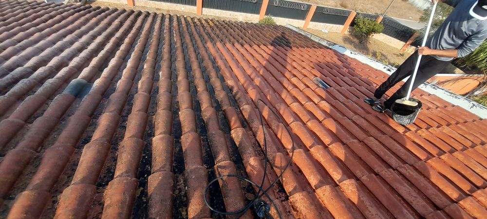 Construção, pintura, demolição.