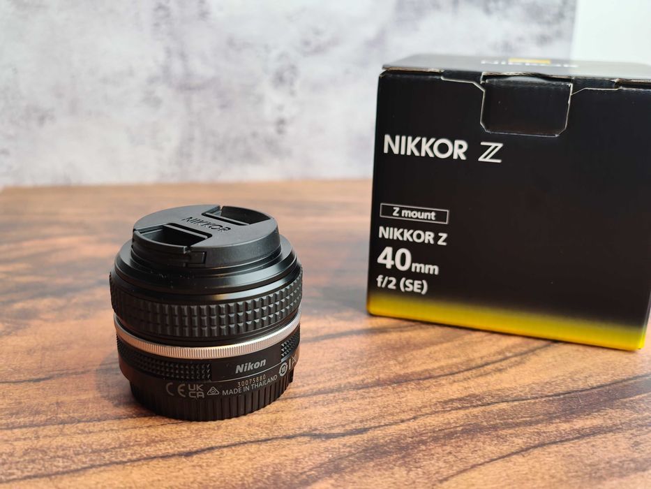 Objetiva Nikon Nikkor Z 40 mm f/2 SE