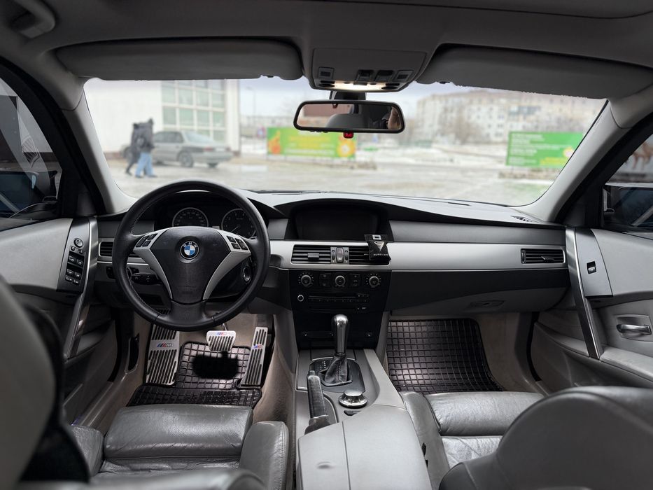 Продам BMW E60 530i