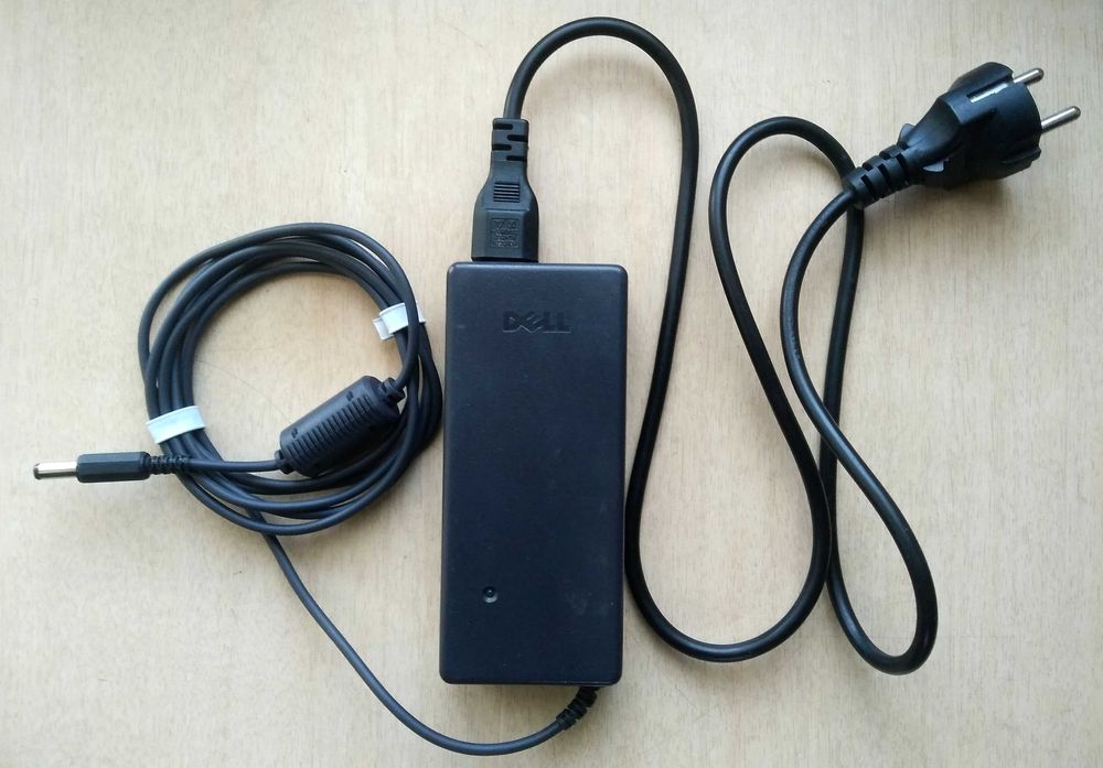 Блок питания (зарядное) к нетбуку Dell 20V 3.5A, оригин. Возм. обмен