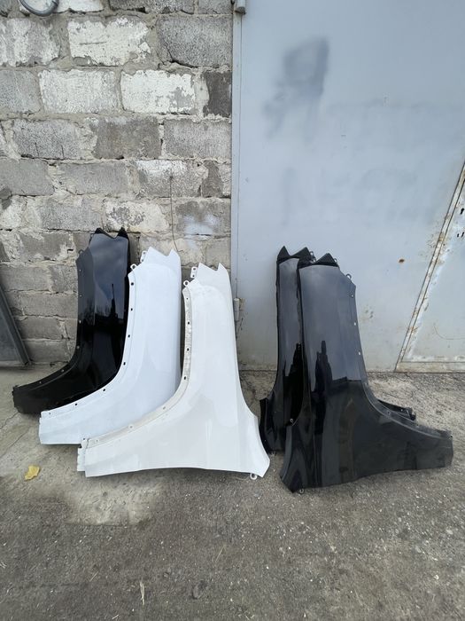 Крило Jeep Grand Cherokee гранд черокі