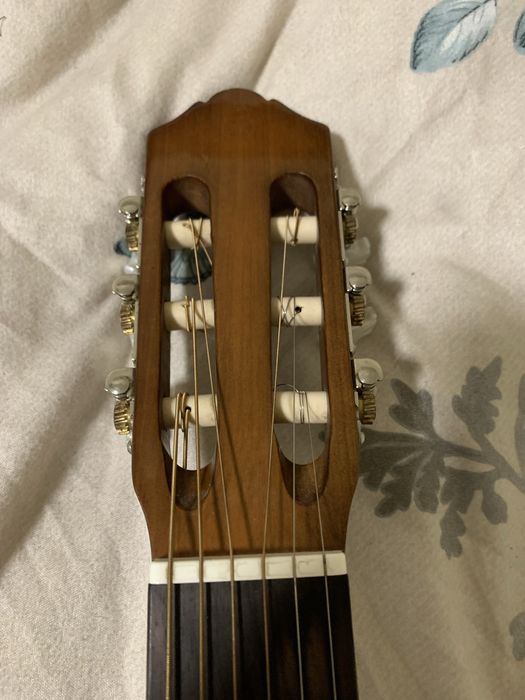 Гітара yamaha cs40 в дуже гарному стані