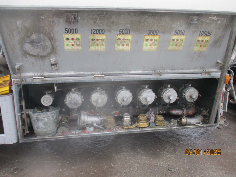 Напівпричіп цистерна ADR/продам бочку бензовоз/паливна Indox SC-3