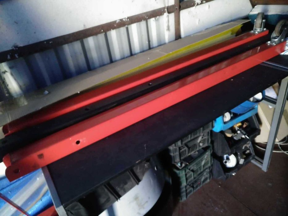 Solidny żuraw podnośnik samochodowy 2T