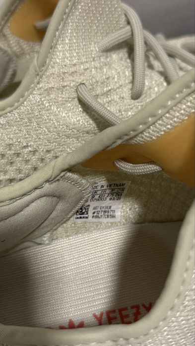 Кроссовки Adidas Yeezy Boost 350 V2