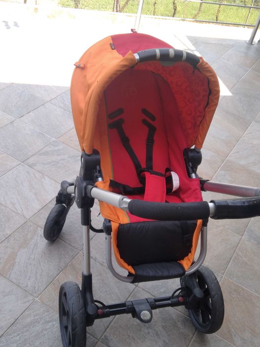 Carrinho de bebé nurse hello em bom estado