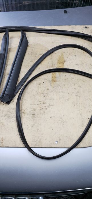 Uszczelki Dachu Audi 80 Cabrio Typ 89