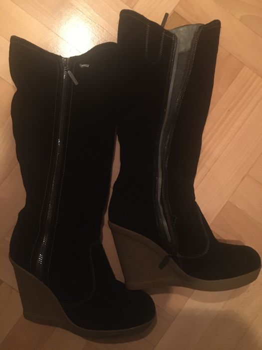 Жіночі красиві і стильні чоботи фірми GAS