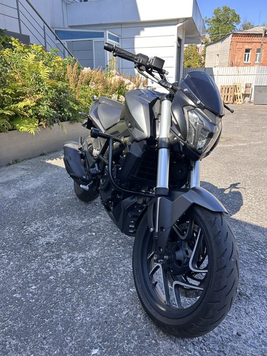 Bajaj Dominar 400 2021 рік