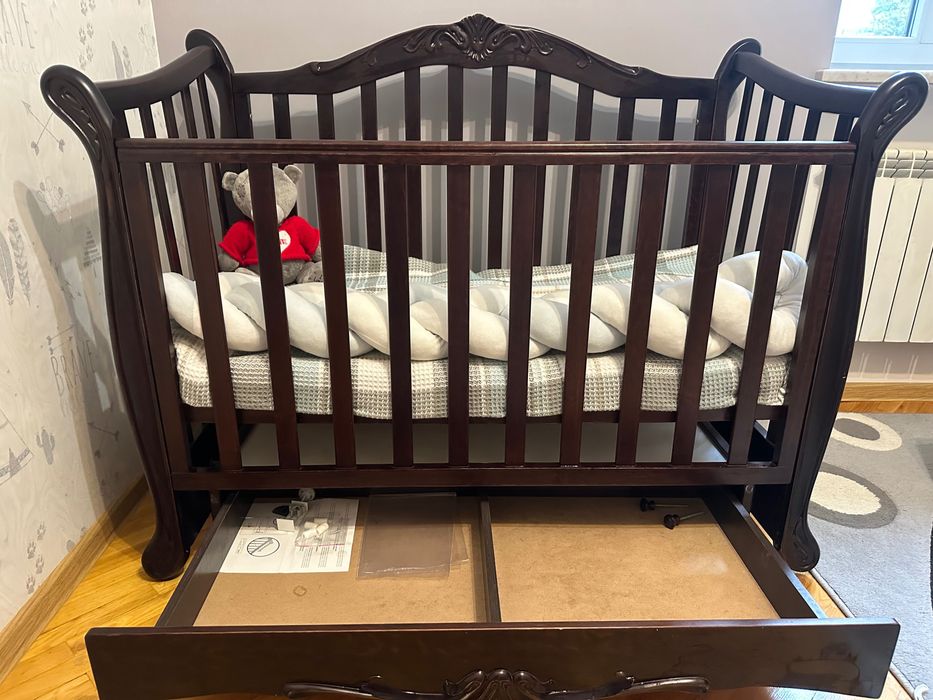 Дитяче ліжечко дубове з шухлядою