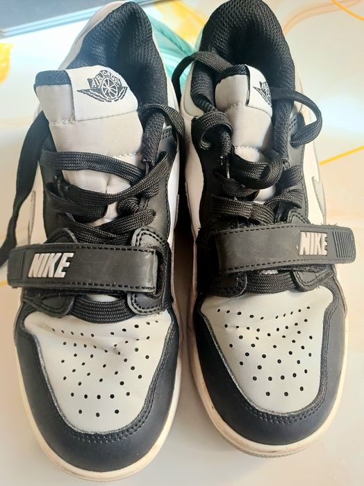 Кросівки Jordan Legacy 312 Low (37 розмір, 23.5 см)
