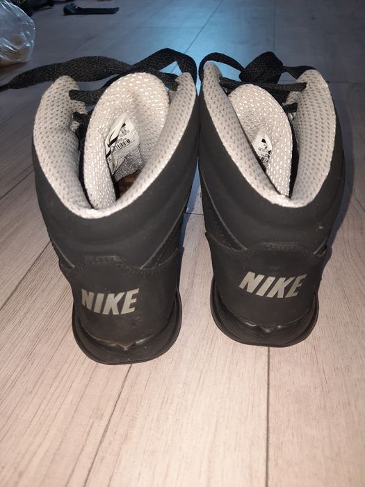 Кросівки Nike р.39