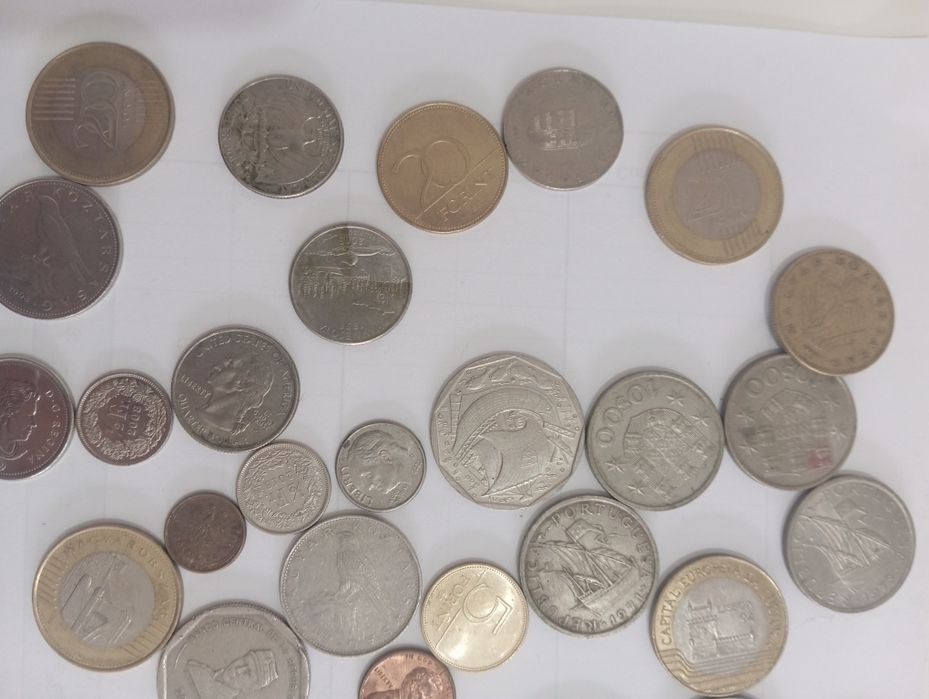 Moedas diversas antigas
