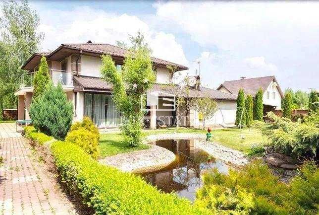 Продаж сучасного будинку з зоною барбекю Креничі