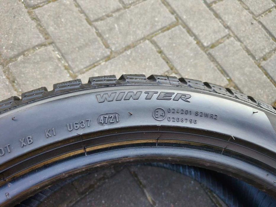 225/45 95H R18 PIRELLI Sottozero 3 J 7.5mm 2022r Zimowe Opony 2szt