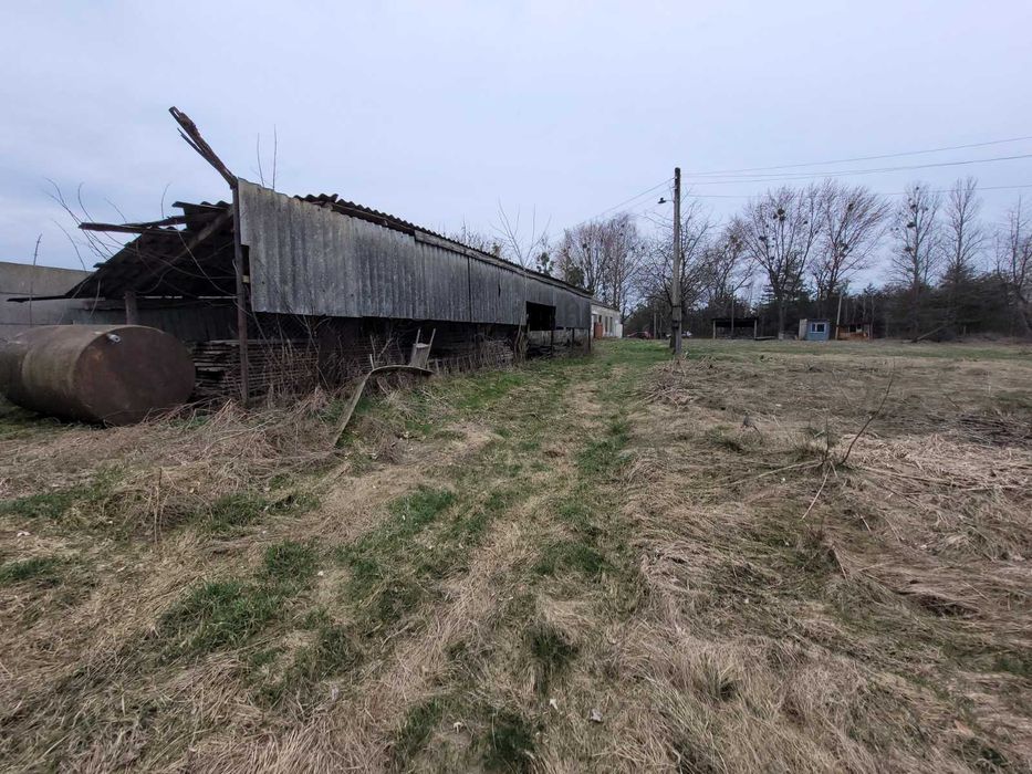 Комплекс нежитлових приміщень, с. Кунин