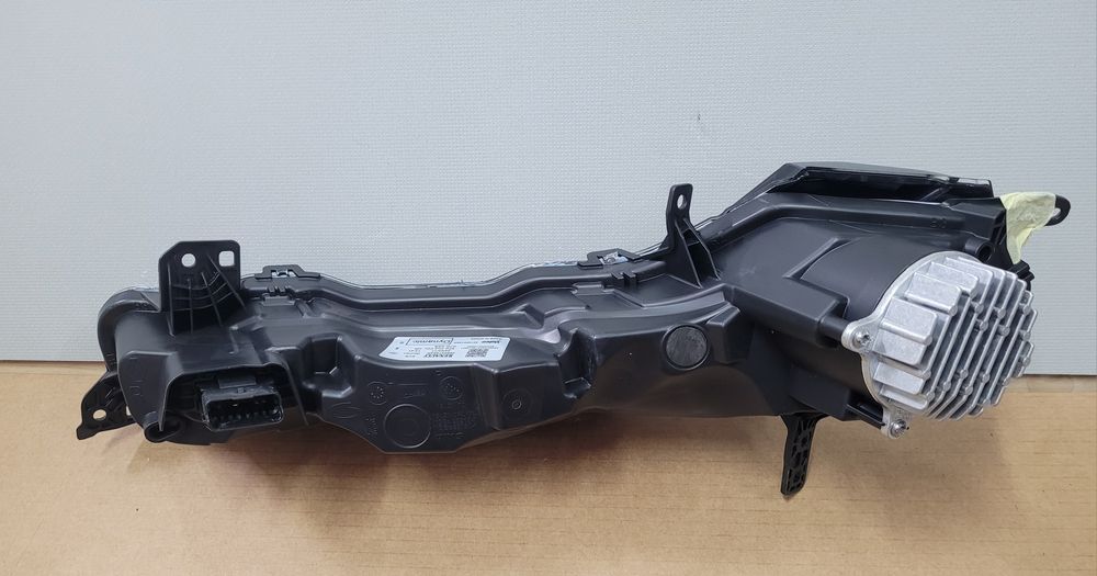 Renault Talisman lift lampa prawa led DRL