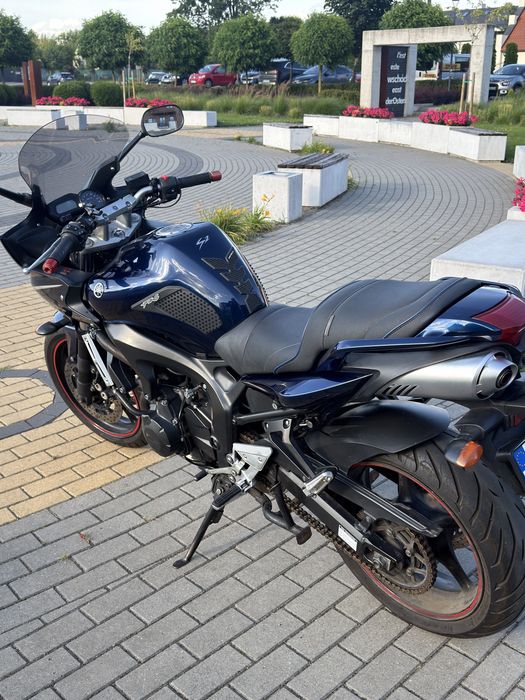 Yamaha FZ6 S2 Fazer