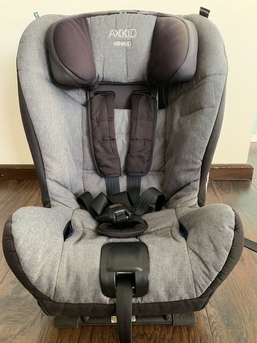 Fotelik Axkid Minikid RWF – do jazdy tyłem