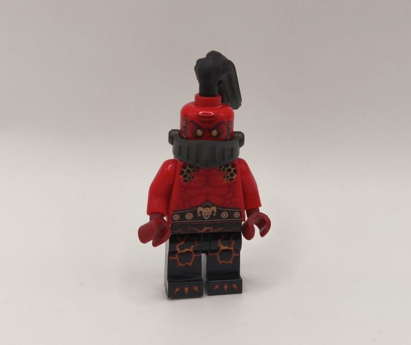 LEGO minifigurka Nexo Knights nex051 General Magmar