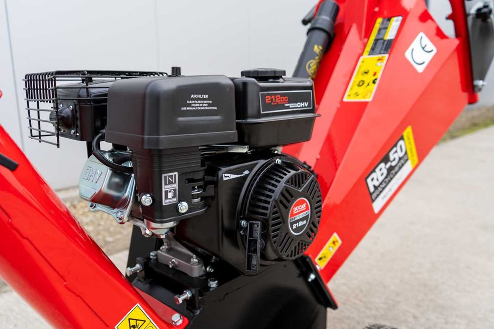 Rębak spalinowy 7KM == REMET RB-50 == rozdrabniacz od gałezi == NOWY