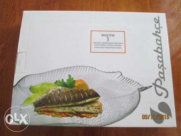 Набор из трех салатниц для рыбы.