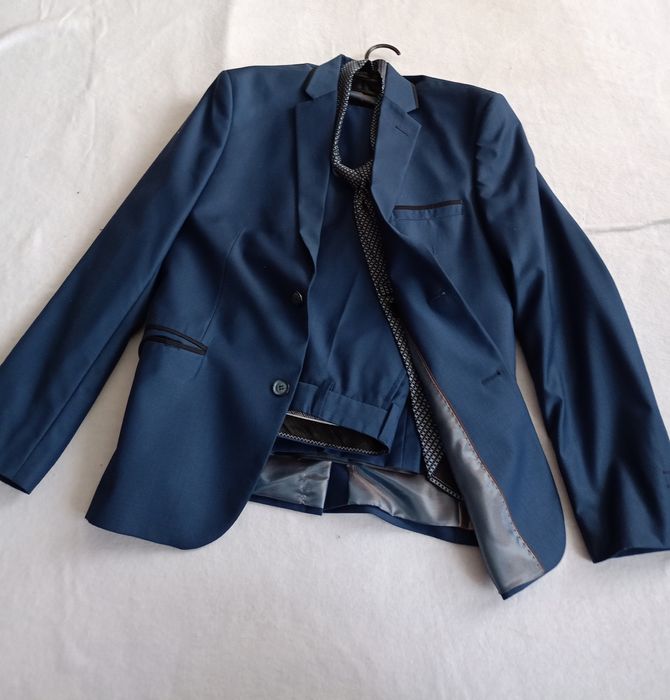 Чоловічий костюм