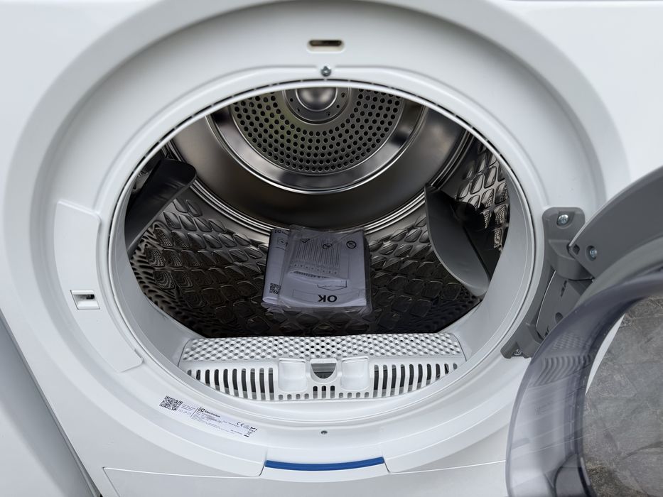 Сушильна Машинка Electrolux