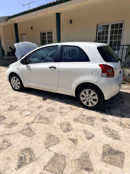 Toyota yaris 1.4 D-4D nacional 2011 comercial