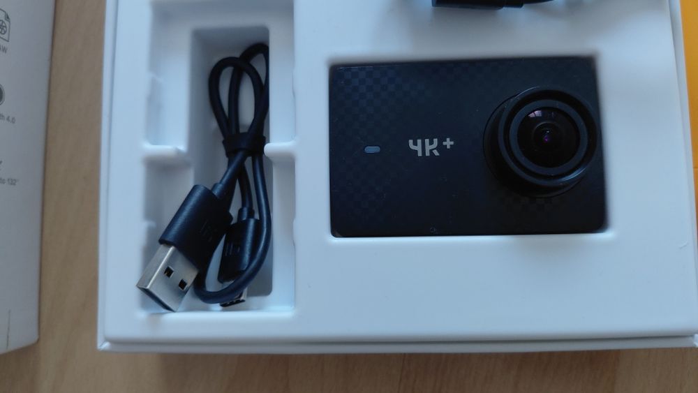 Kamera sportowa Xiaomi Yi 4K+. Obudowa wodoszczelna. Bojka. Itd.