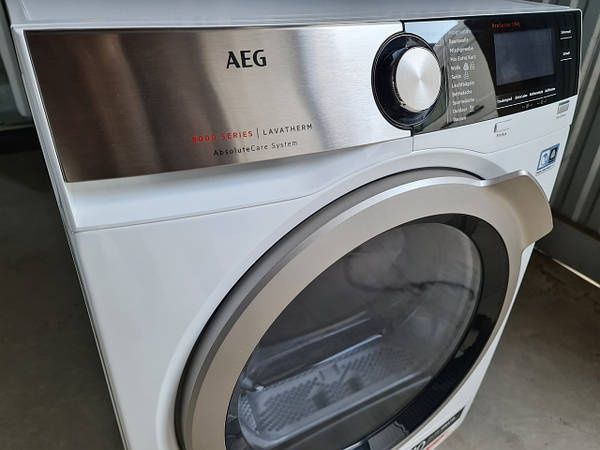 Сушильна машина AEG 8000