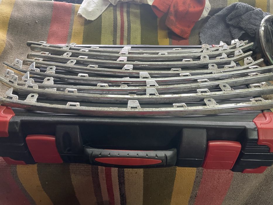 Хром в решетку vw tiguan 1 рестайл 2012-1016 молдинг накладка + емблем