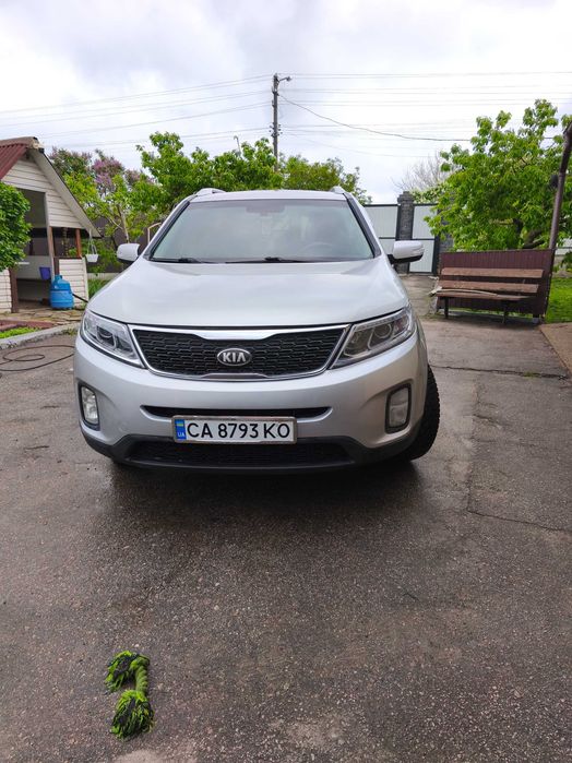 Авто Kia Sorrento