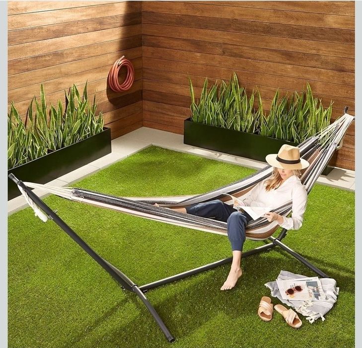 Amazon Basics hamak materiałowy ze stojakiem, 117 x 300 x 100 cm