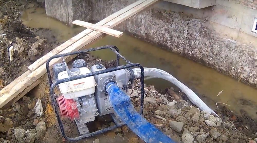 Аренда Оренда мотопомпы, выкачка откачка воды.