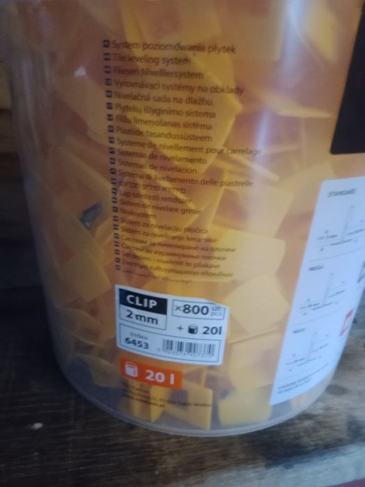 Klipsy do poziomowania płytek firmy solid 800szt