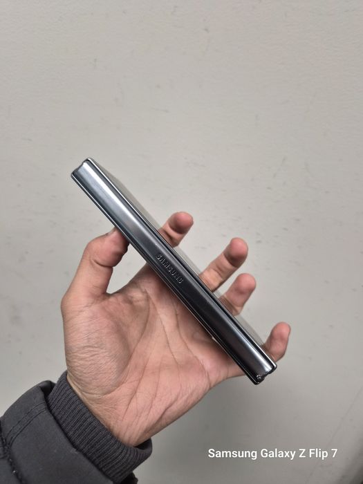 Samsung Galaxy Z Fold 4