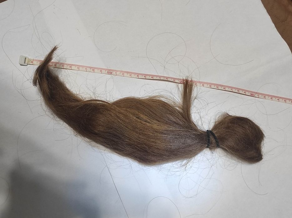 волосся натуральне нефарбоване довжина 35см 52 грам 2014 і 2020рік