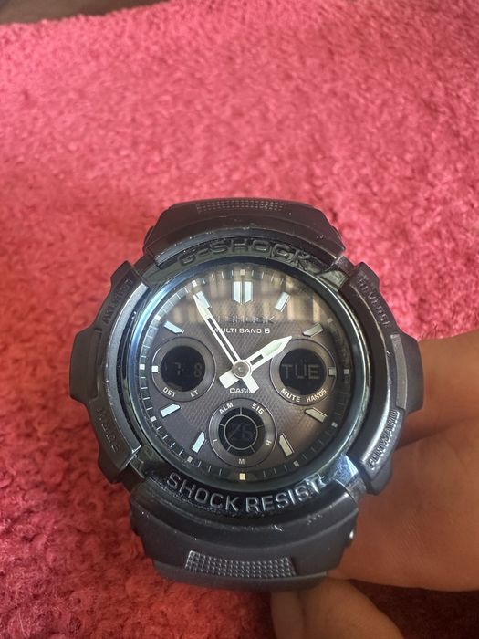 Casio g shock awg-m100