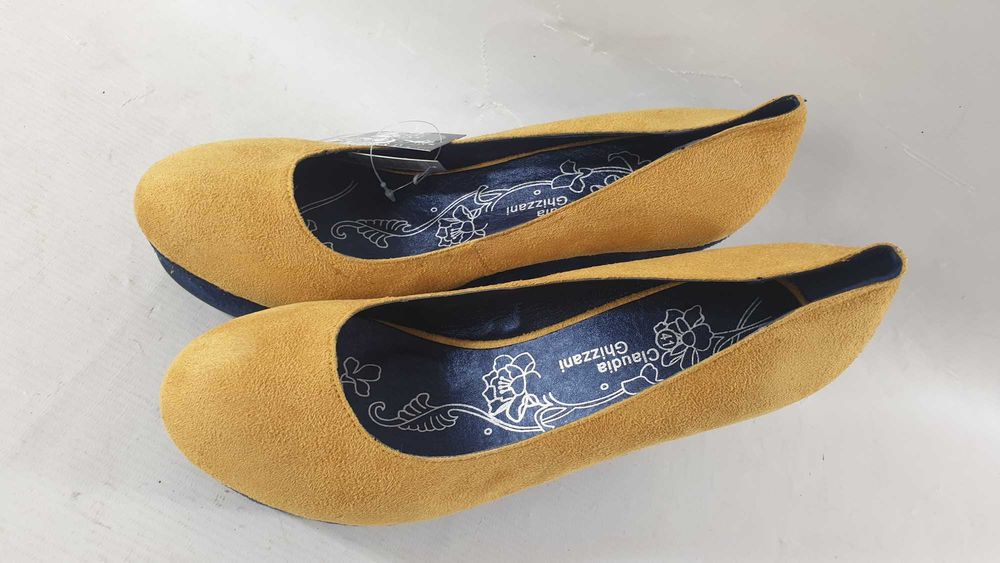 CLAUDIA GHIZZANI czółenka na koturnie rozmiar 38