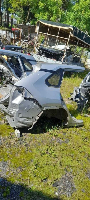 Четверть крило задня права ліва Toyota Rav4 розборка 2019-2024